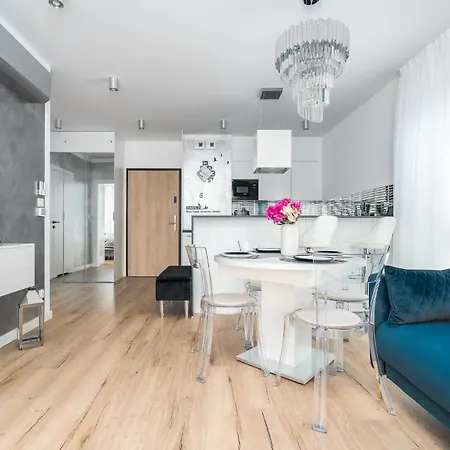 Aquamarin Sarbinove Prestige By Baltic Club 아파트 *